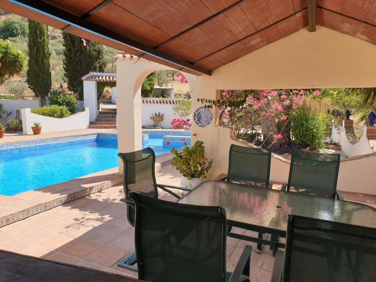 Affittacamere Casa Fuente De La Zorra Alora Esterno foto